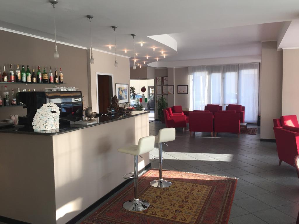 Hotel Internazionale Finale Ligure Eksteriør bilde